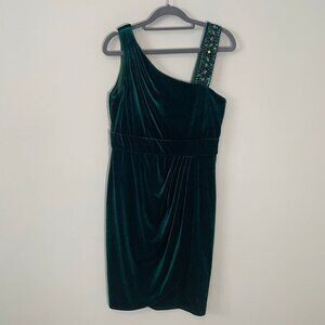Decode 1.8 emerald green velvet above knee stretchy fitted holiday sparkle dress